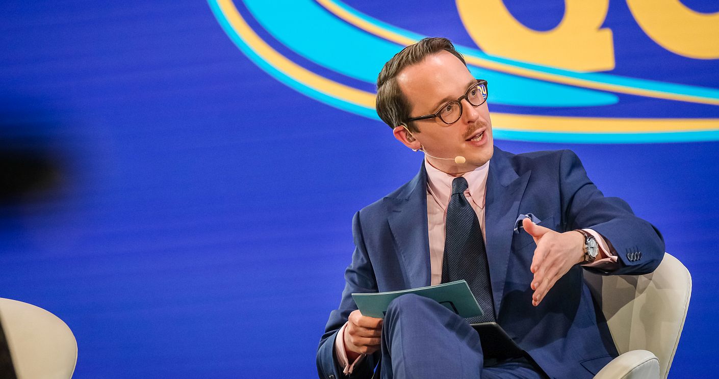 Merck sei deutlich mehr als Pharma, sagt Kommunikationschef Axel Löber. © Bernd Hartung