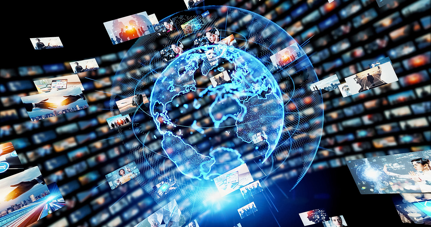 Videoplattformen, Online-Portale, Soziale Medien sowie Streamingdienste sind vor allem für unter 30-Jährige wichtige Informationsquellen. © Getty Images/metamorworks