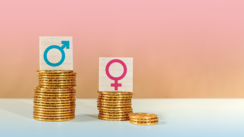 Der Gender Pay Gap ist das erste Mal seit 2020 zurückgegangen. © Getty Images/Wirestock