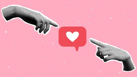 Moderne Collage mit zwei Händen, die beide auf einen Like-Button zeigen. Dazu die Bildunterschrift: Dasselbe Video kann auf Tiktok als auch auf Instagram funktionieren. Wenn die unterschiedlichen Bedürfnisse berücksichtigt werden. © Getty Images/Alona Horkova