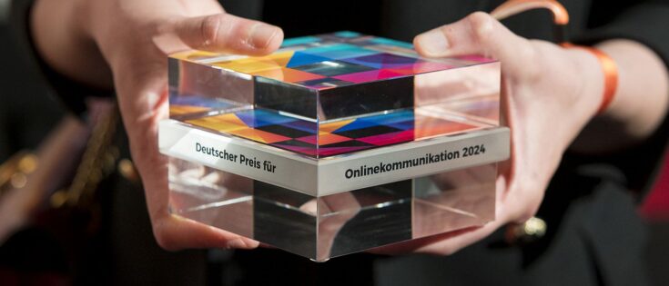 Der begehrte Award. © Sebastian Höhn/Quadriga Media