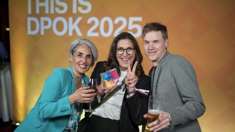 Grund zur Freude: Das Forschungszentrum DZNE wurde mit einem Branchen-dpok ausgezeichnet. © Sebastian Höhn