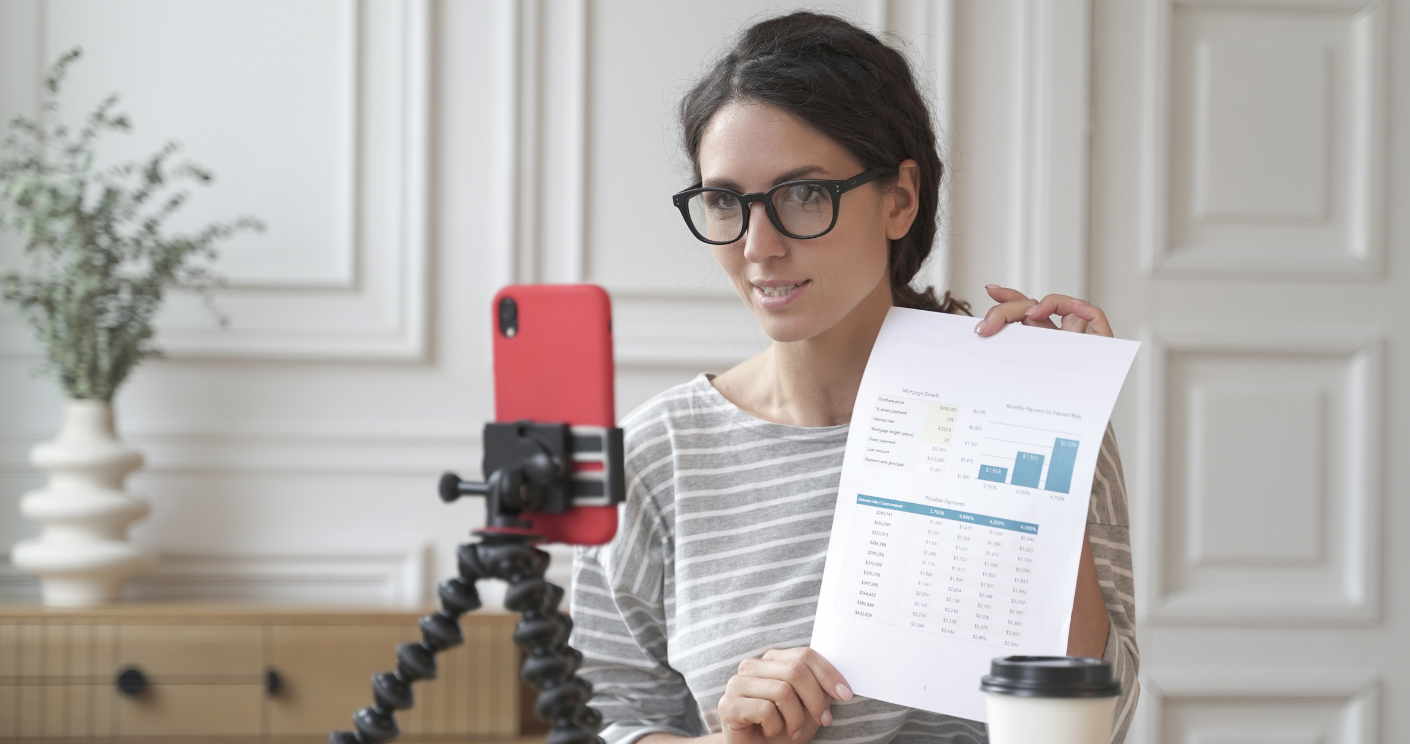 Kommunizieren Corporate Influencer für Unternehmen in Krisenzeiten, dann sollten sie für alle Fälle vorbereitet sein. © Getty Images/Viorel Kurnosov