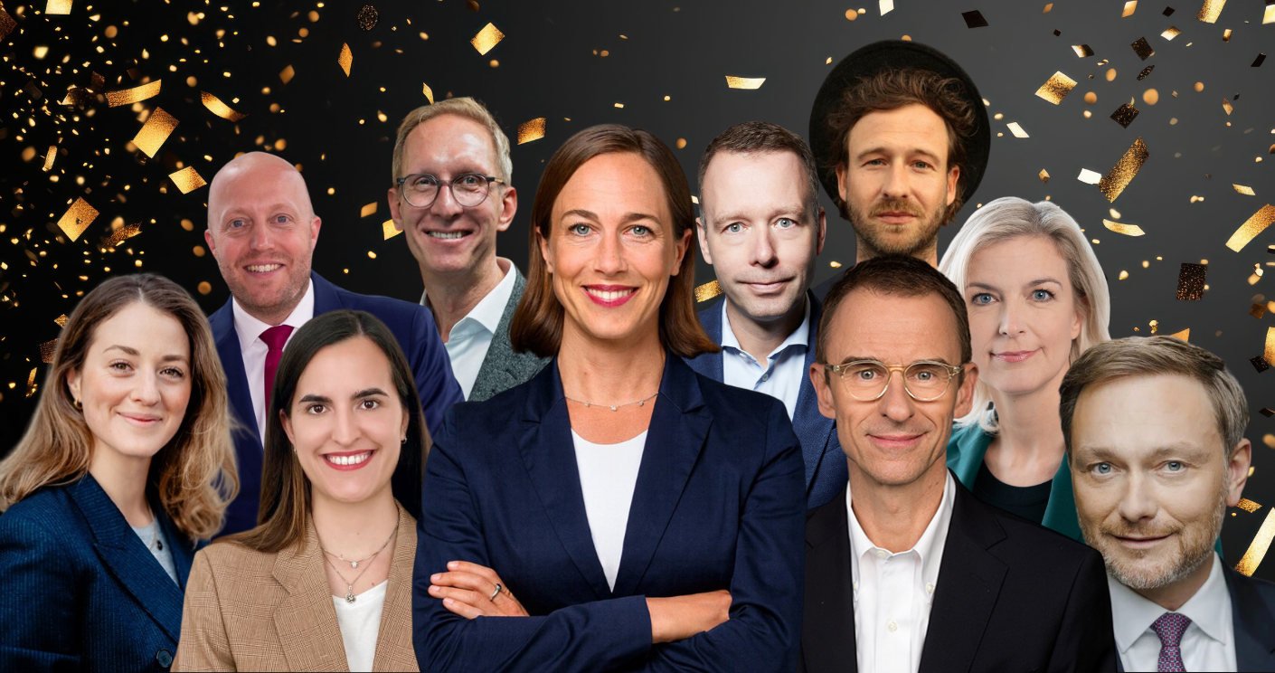 Collage von zehn Personen vor einem schwarzen Hintergrund mit goldenen Konfetti, lächelnd und in formeller Kleidung.