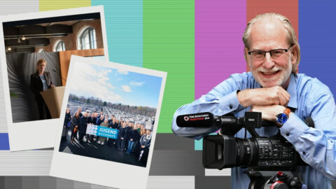 Collage mit Bildern von Karin Prien und einer Gruppe, umgeben von bunten Streifen und einer Kamera.