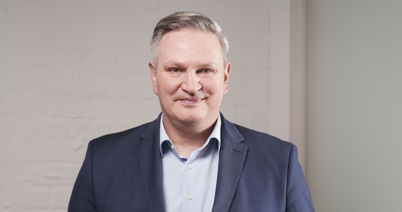 Wurde erst im Januar CEO bei Sherpas 365: Jan Böttger. © Dominik Butzmann / Photothek Media Lab